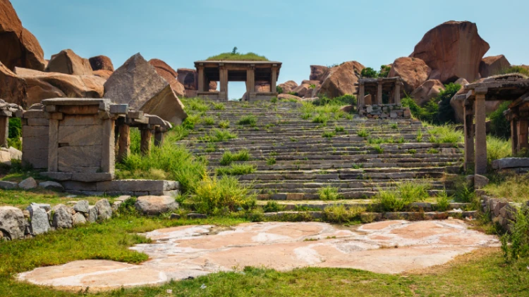 Hampi for Spiritual Seekers: Temples and Meditation Spots