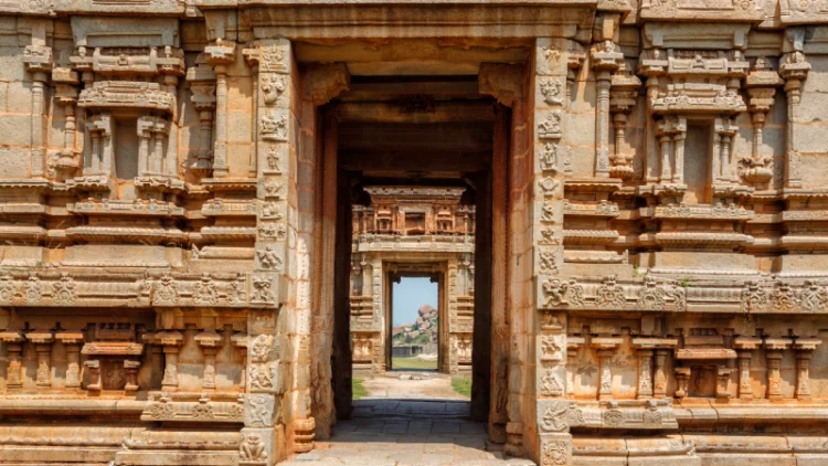 Hampi vs. Pattadakal: A Comparison of Two UNESCO Sites