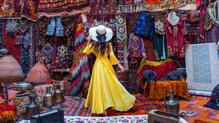 Jaipur Shopping Guide: Best Markets and What to Buy