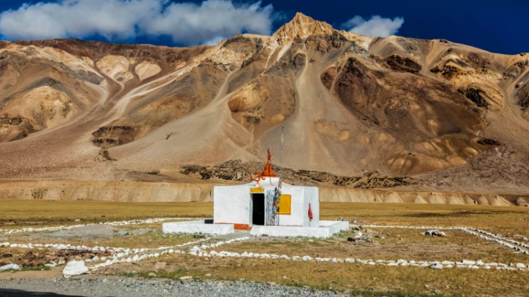 Ladakh Photography Tips 2025: How to Capture the Perfect Shot