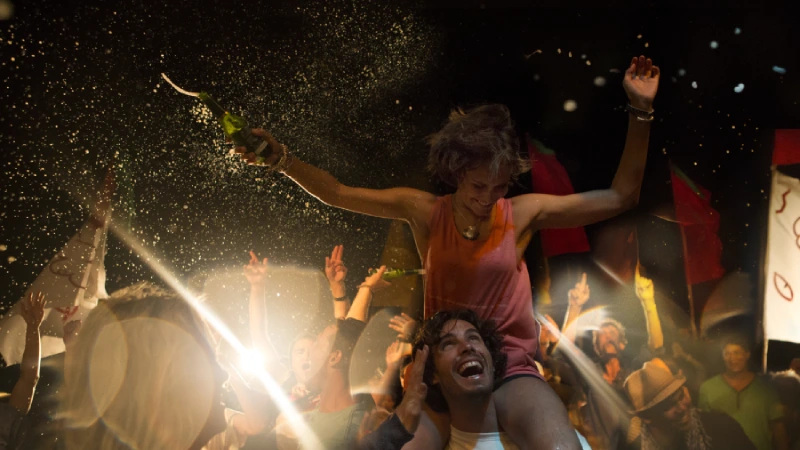 Mumbai Nightlife Guide: Best Bars, Clubs, and Night Markets