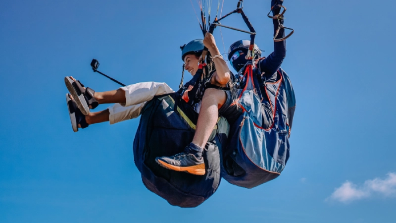 Paragliding in Darjeeling: Best Spots and Tips for First-Timers