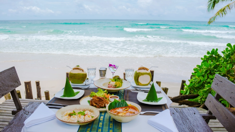 Top 5 Beach Shacks in Anjuna for Food and Drinks