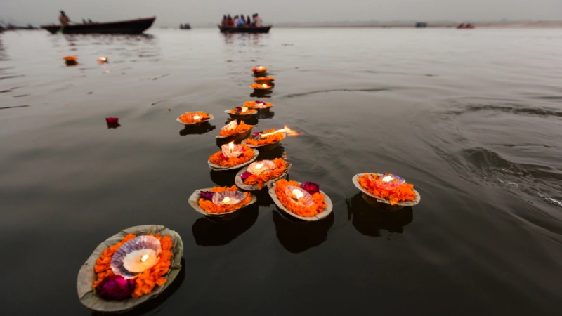 Varanasi Festivals: Diwali, Holi, and Mahashivratri Celebrations
