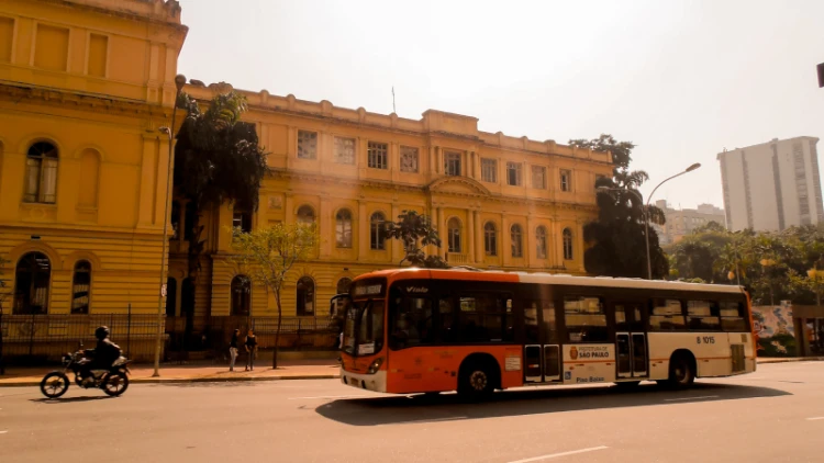 Affordable Stays Near Major Bus Terminals in India