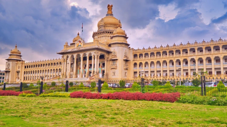 Top 10 Budget Hotels in Bangalore Under ₹1200 – Affordable Accommodations